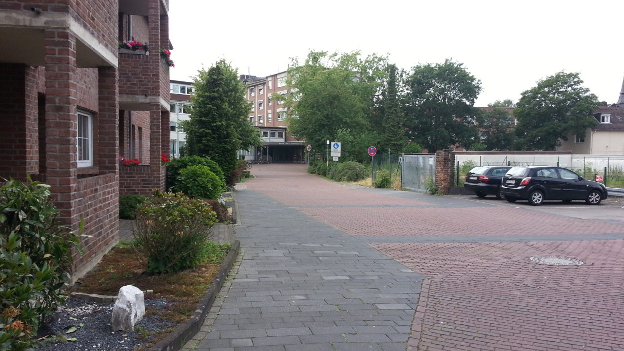 Cellitinnen-Krankenhaus Maria-Hilf – Bild 1